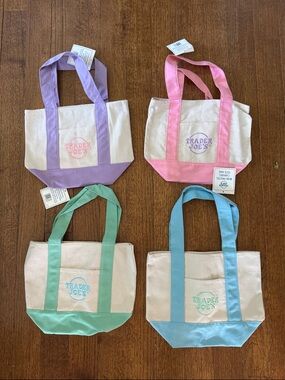 Set of 4 Trader Joe’s Spring Mini Totes